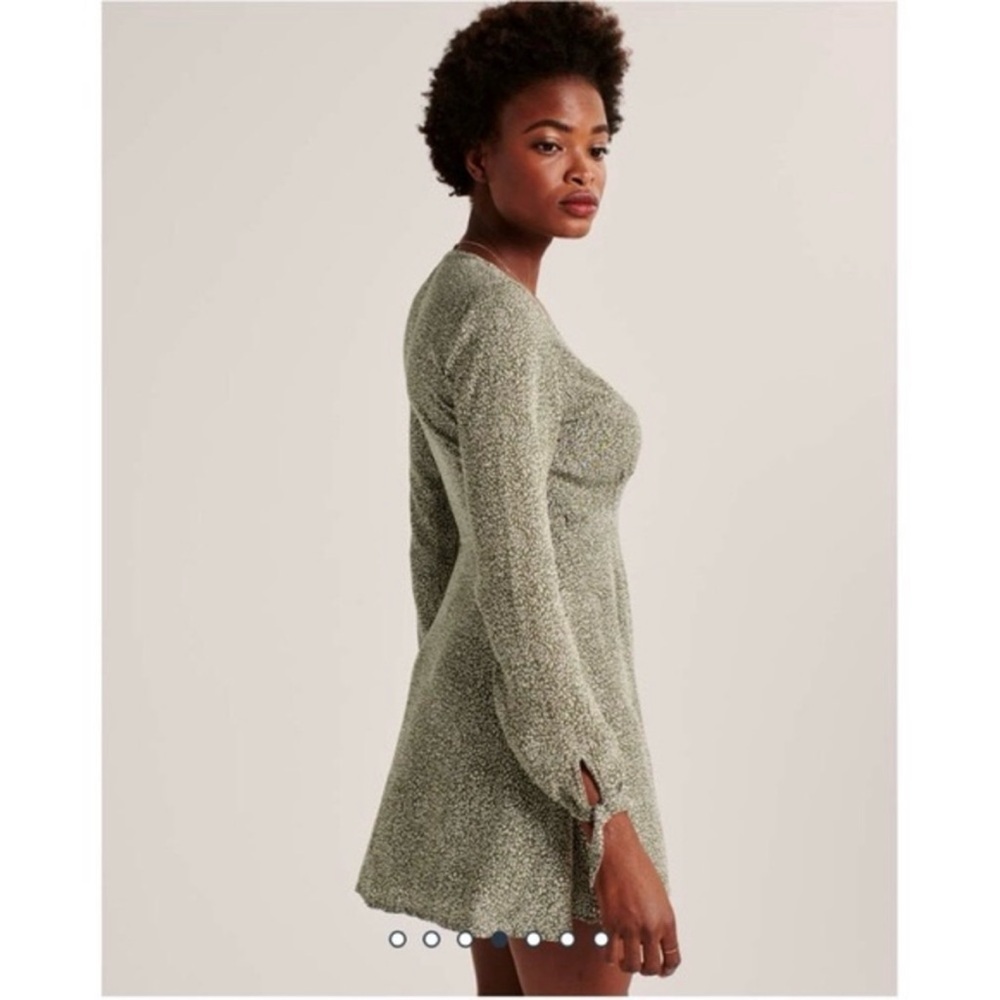 Abercrombie & Fitch Women’s Wrap Mini Dress Long Sleeve Leaf Print Olive Green S - Picture 4 of 13